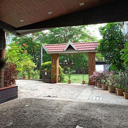 Mystica Resort Лонавла Екстер'єр фото