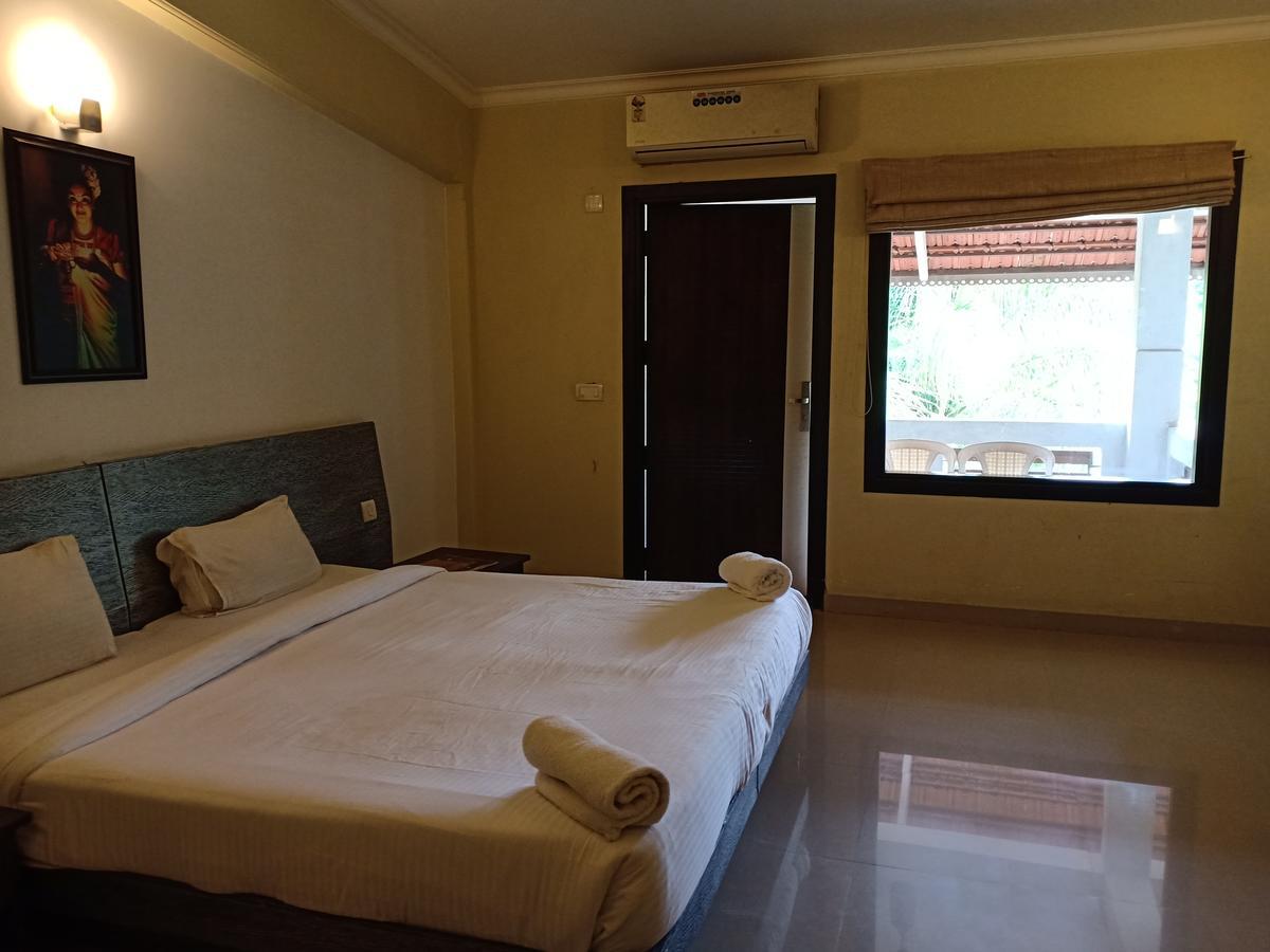 Mystica Resort Лонавла Номер фото